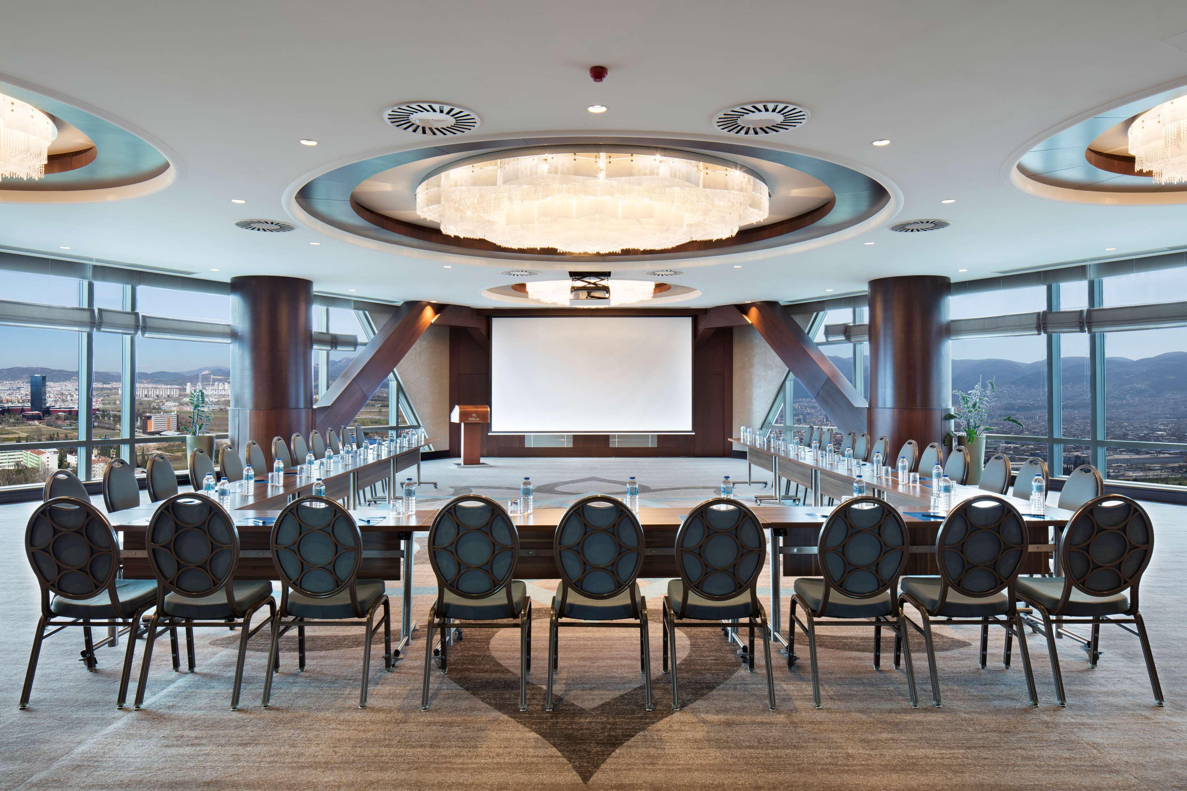 Hilton Bursa Convention Center & Spa Exteriör bild