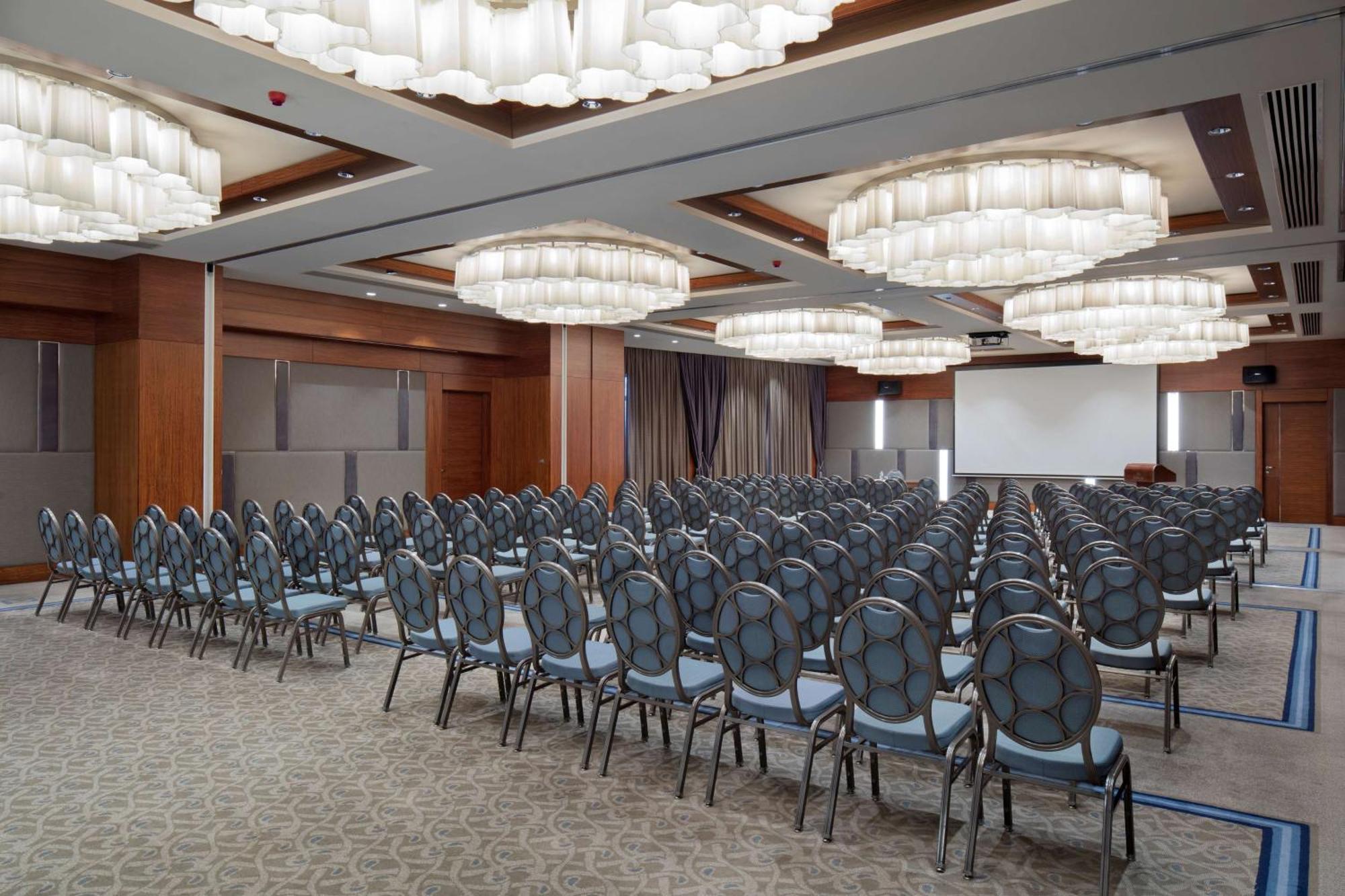 Hilton Bursa Convention Center & Spa Exteriör bild